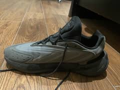 addidas ozweegos  uk 9.1/2