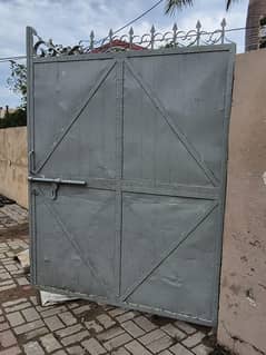 STRONG DUBBLE GAGERM HOUSE GATE 10 FEET WIDE 7 FEET HEIGH FOR SALE