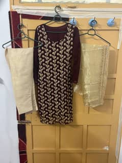 Embroided chiffon dress with dupatta
