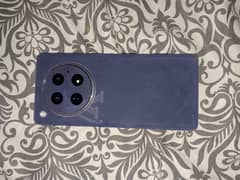 INFINIX ZERO 40, iPhone, Samsung, Google and all phones Available