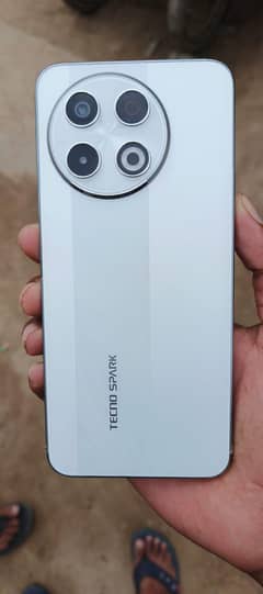 Tecno Spark 30 pro