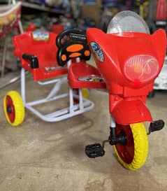 Kids tricycle duble sait