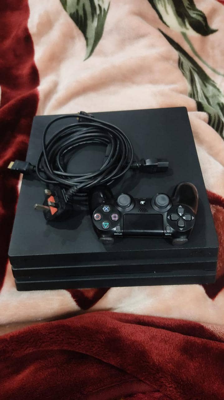 PS-4,  slightly used,  Almost new,  1 controller + 1 Game Cd 5