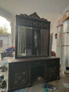 Singar Maiz | Dressing table