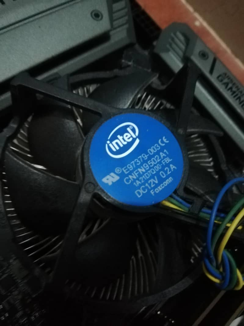 Intel Core i5 9400F 9th generation processor with box & stock fan 1