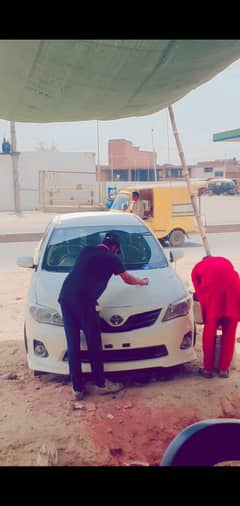 bht Saaf Gari Han Brand New ki trha number 9 ka laga hoa han