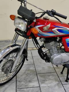Honda CG 125cc  urgent sale