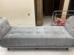 3 seater sofa new condition