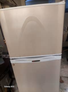 Dawalance Refrigerator De-Frost in Good Condition