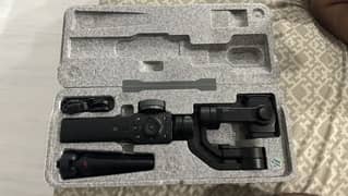 Zhiyun smooth 4