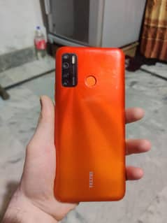 tacno spark 5 pro pta approved 4GB  & 128GB penal break hy
