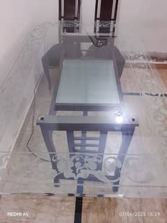 Dinning table
