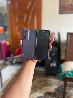 Huawei honour Magic v2 is up for sell