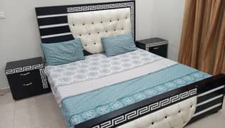 Bed set (Black and white)