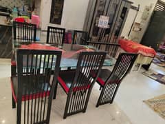 dinnig table