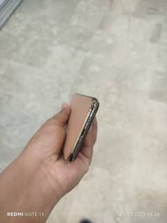 I phone 11 pro 256Gb non pta urgent sel karna ha paisa ki zarort ha