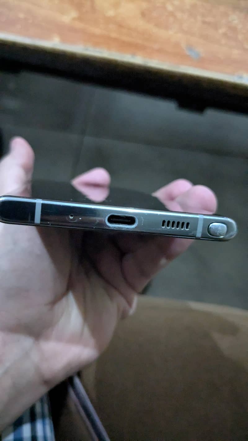 Note 10+ 5g. (exchange possible) (MUST READ DESCRIPTION) 5