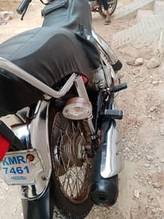 United 125