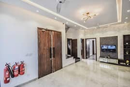 5 Marla Bungalow Near Park and Main Road, Easy Access
