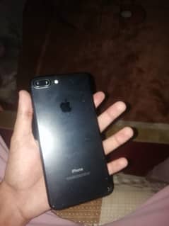 I phone 7 plus non pta urgent sale just home buten nai ha