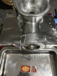 Keeme wali machine (meat grinder)
