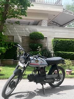 cafe racer honda 70