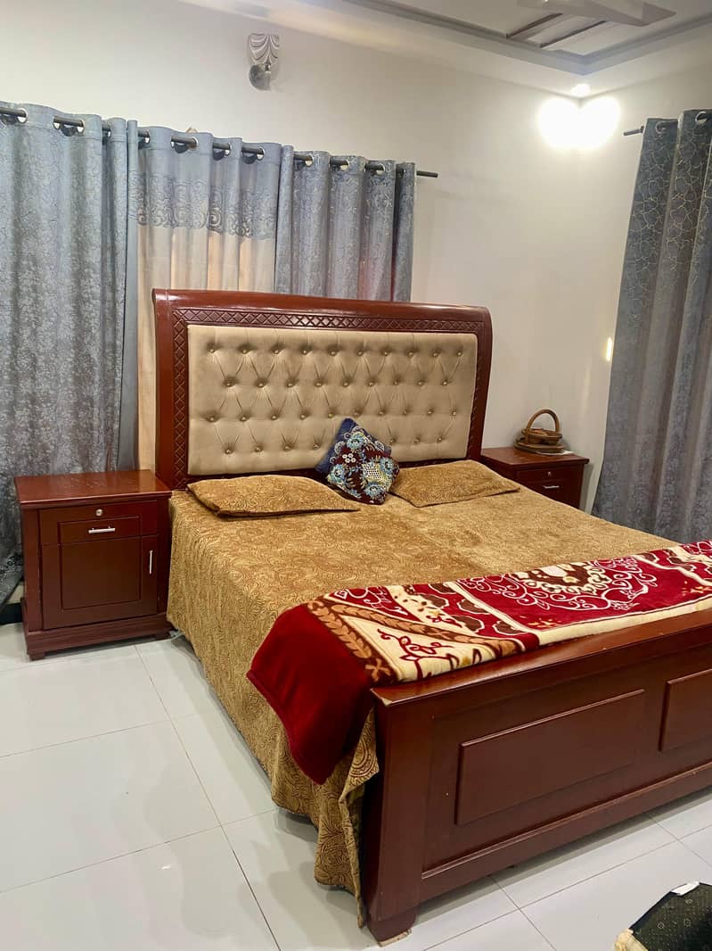 bed with side tables 2