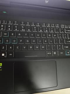 Almost New Acer Predator PHN-16-71 i7 13700HX DDR5 4060GPU