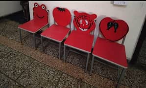 Kids Table and Chairs