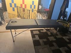 Physiotherapy table
