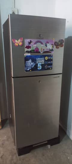 Dawlance refrigerator new Condition
