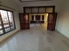 40*70 Beautiful Upper Portion In Media Town Block-D Near commercial