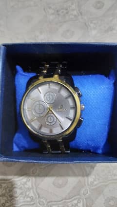 Watch Stylish men's choice – Elegant Design, Great Condition!