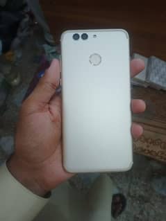 Huawei Nova 2 plus