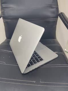 Apple Board is dead model A1502 Macbook Pro