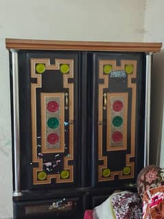 Iron Safe Almari in Good Condition in cheap price