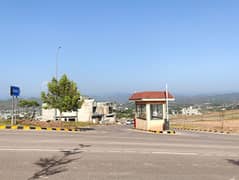 ONE KANAL PLOT FOR SALE