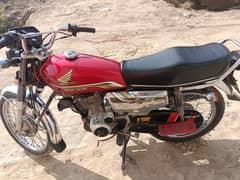 Honda CG 125 Special Edition | Model 2020 | Mileage 20,000 Km's Driven