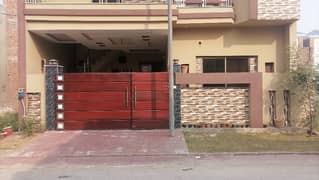 Prime Location 5 Marla House In Four Season Housing Is Best Option