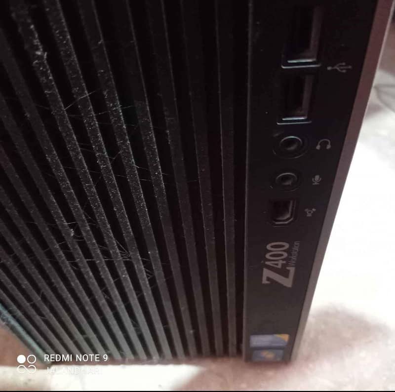 Computer with LCD 5