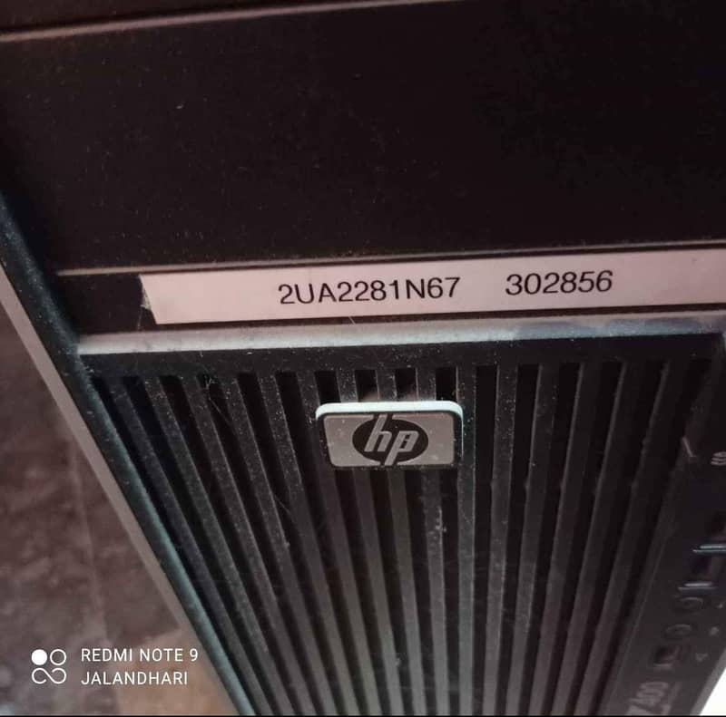 Computer with LCD 6