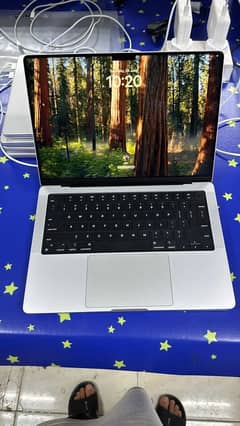 Macbook