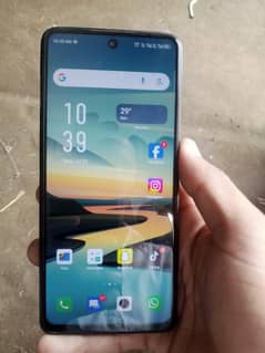 8gb ram 256 gb Momery