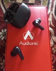 classic earbuds