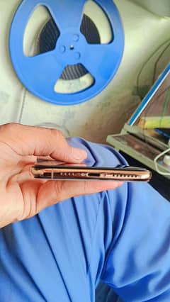 iphone xs max for sale  PTA approved 64 memory