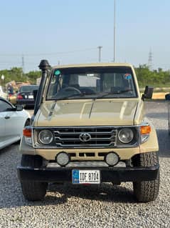 Toyota Land Cruiser 1991