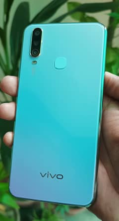 Vivo V17 Dual Sim 4+128 GB ( Contact Only Serious Buyers }