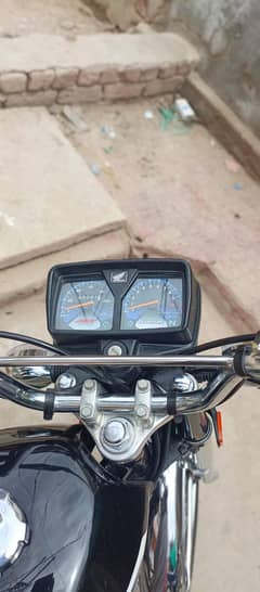 contact us 03163022032