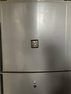 Dawlance Refrigerator (Made in Thailand) برائے فروخت