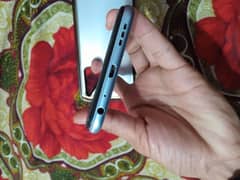 vivo y 20s 4/128